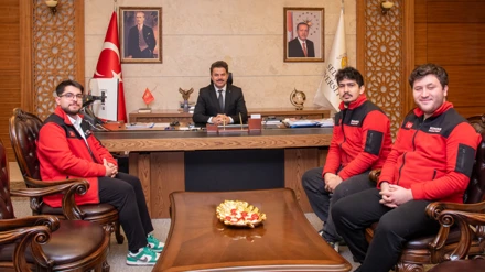 Selçuk Üniversitesi Konrul Racing Team, çalışmalarını Rektör Yılmaz’a Anlattı